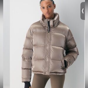 Aritzia Women's Taupe Puffer Jacket